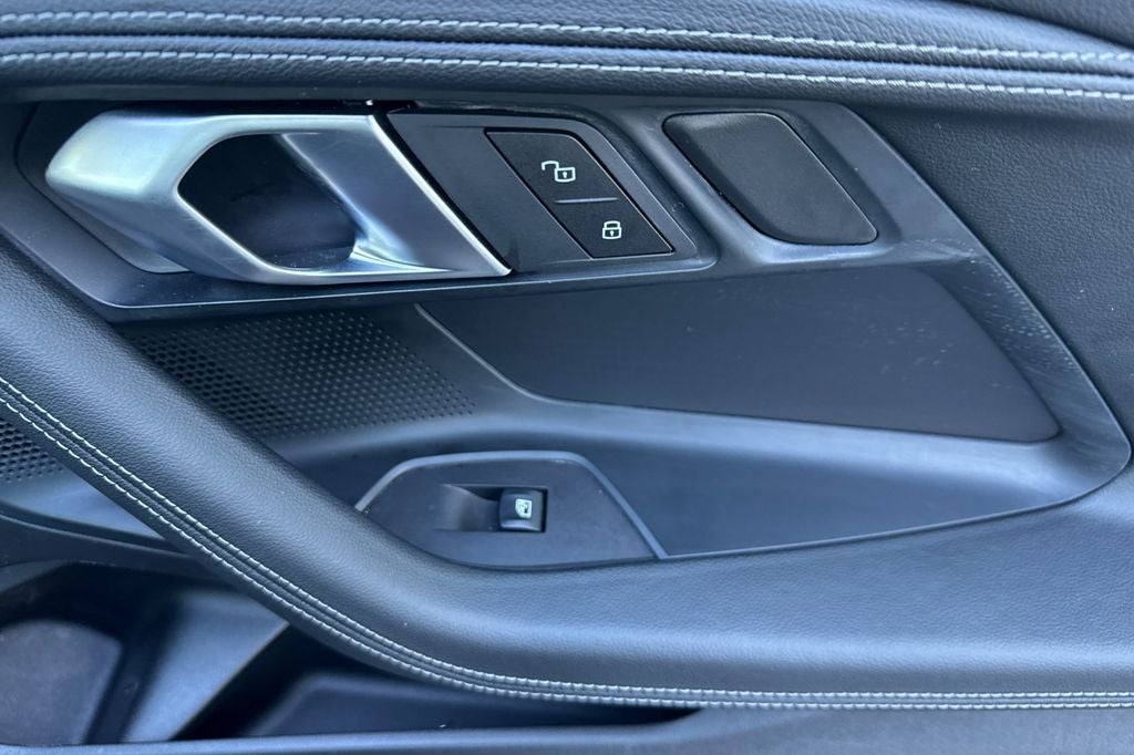 2025 BMW 2 Series 230i