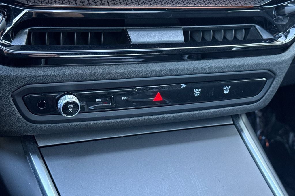 2025 BMW 2 Series 230i