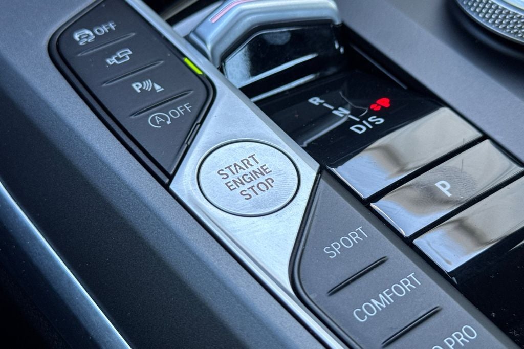 2025 BMW 2 Series 230i