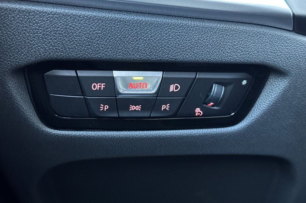 2025 BMW 2 Series 230i