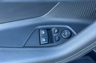 2025 BMW 2 Series 230i
