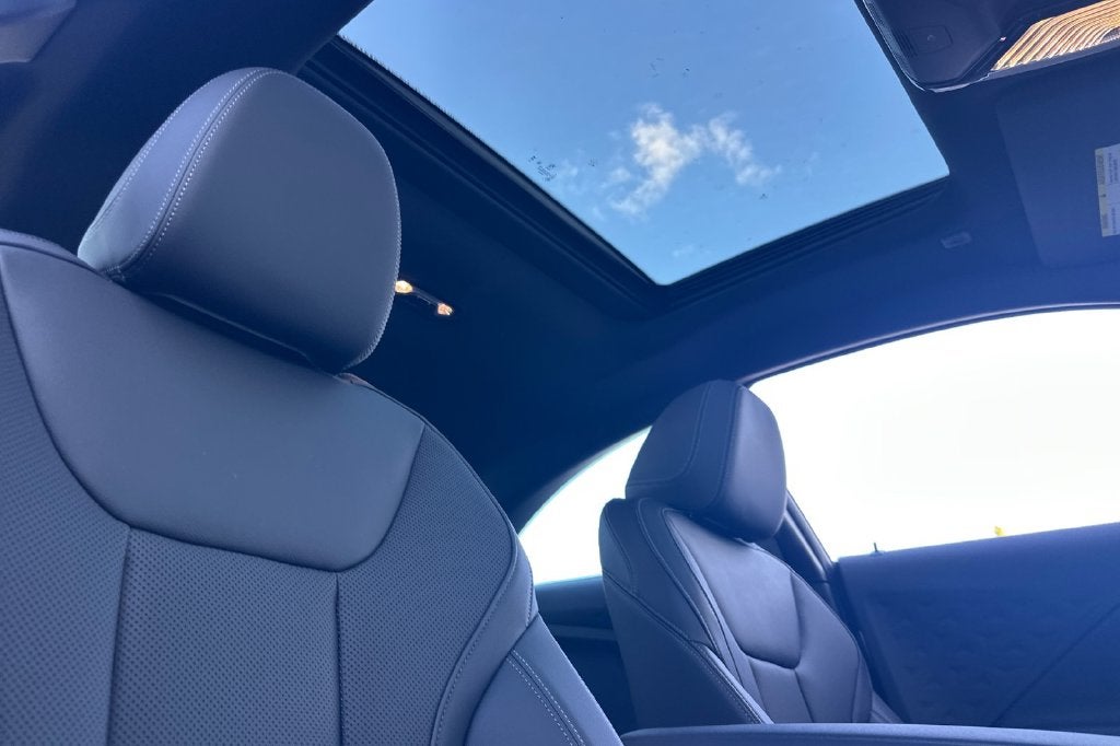 2025 BMW 2 Series 230i