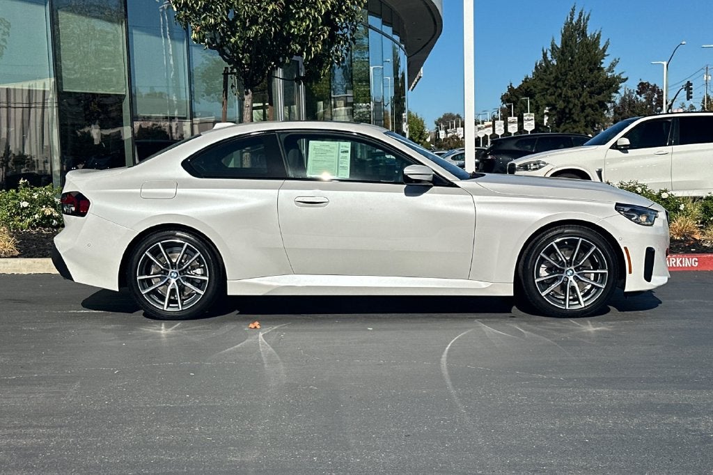 2025 BMW 2 Series 230i