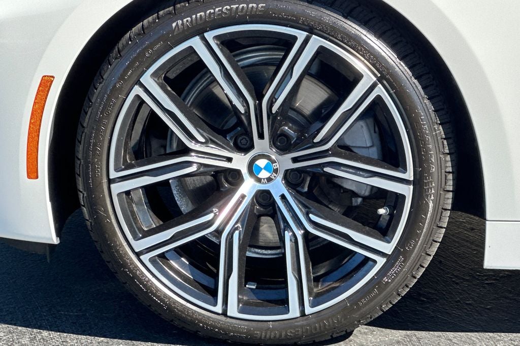 2024 BMW 2 Series 230i