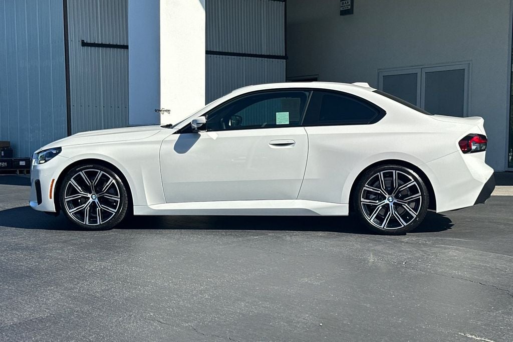 2024 BMW 2 Series 230i