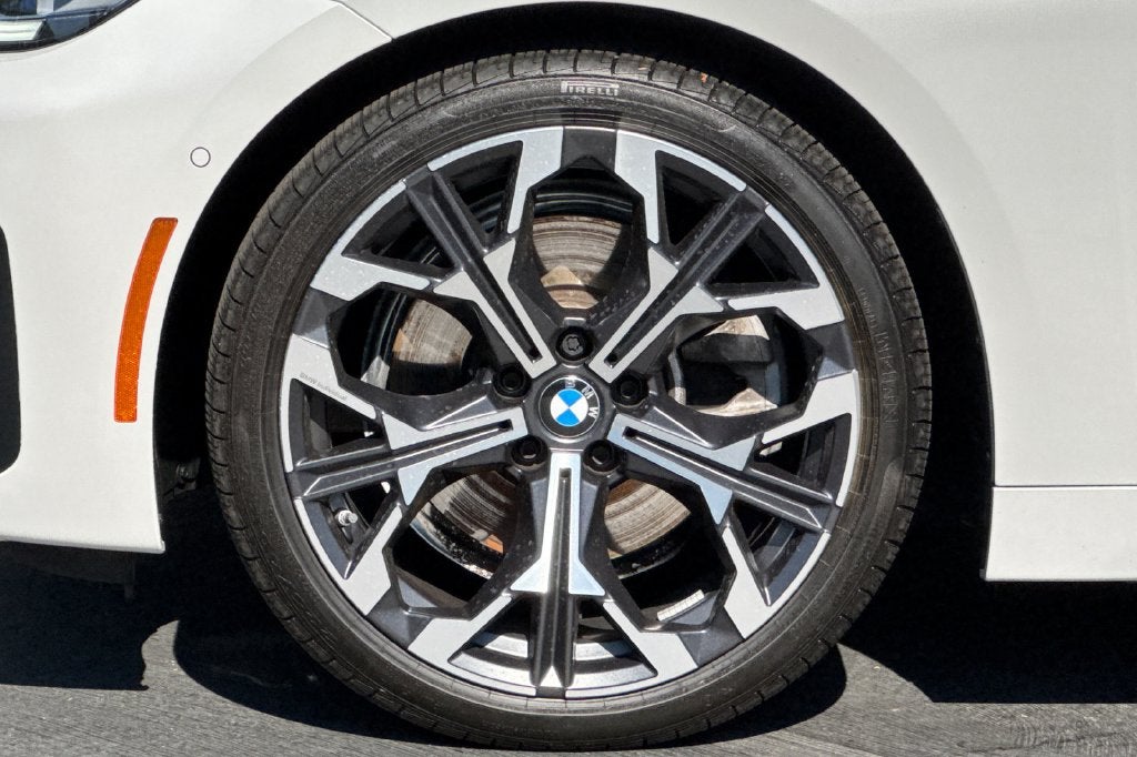2025 BMW 2 Series 230i