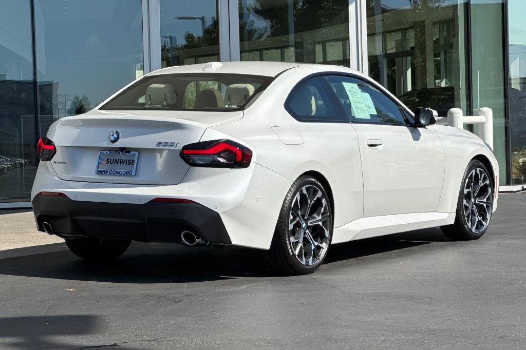 2025 BMW 2 Series 230i