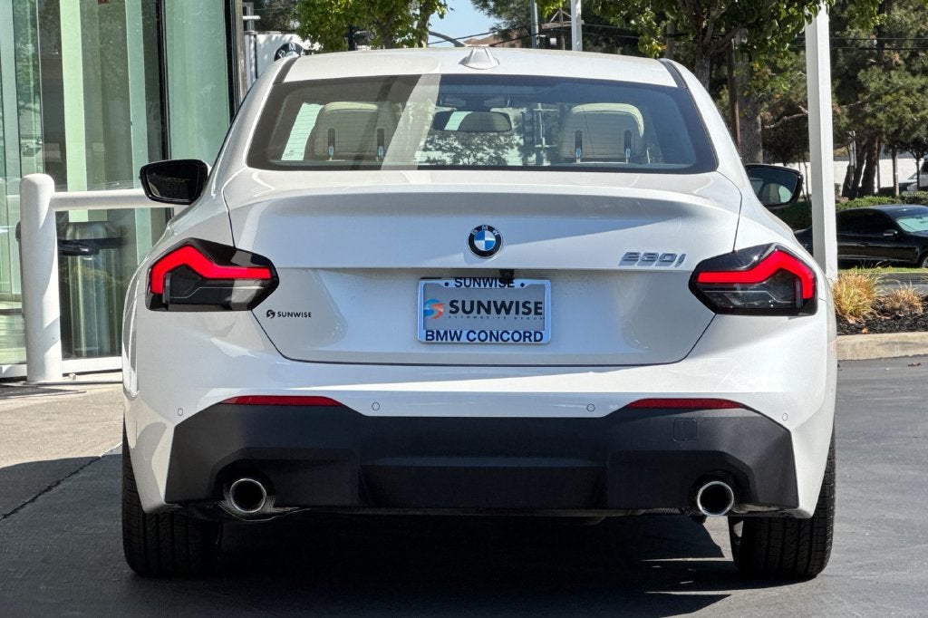 2025 BMW 2 Series 230i