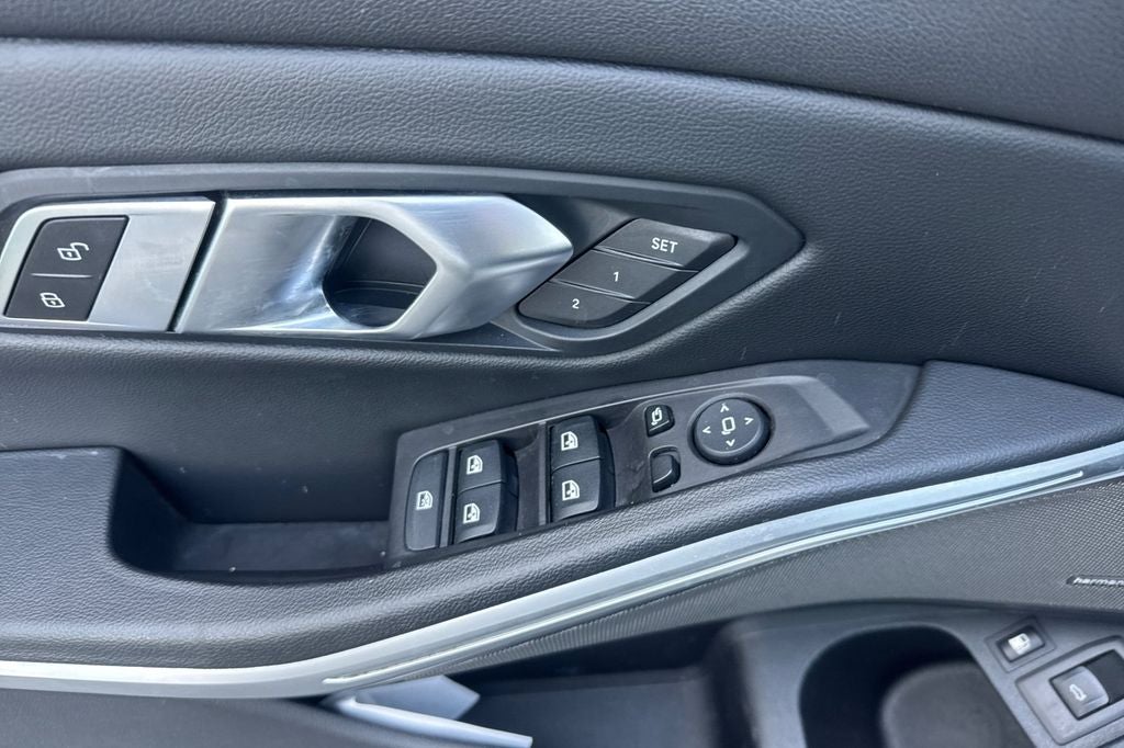 2023 BMW 3 Series 330e iPerformance