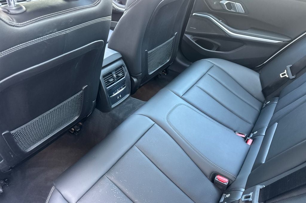 2023 BMW 3 Series 330e iPerformance