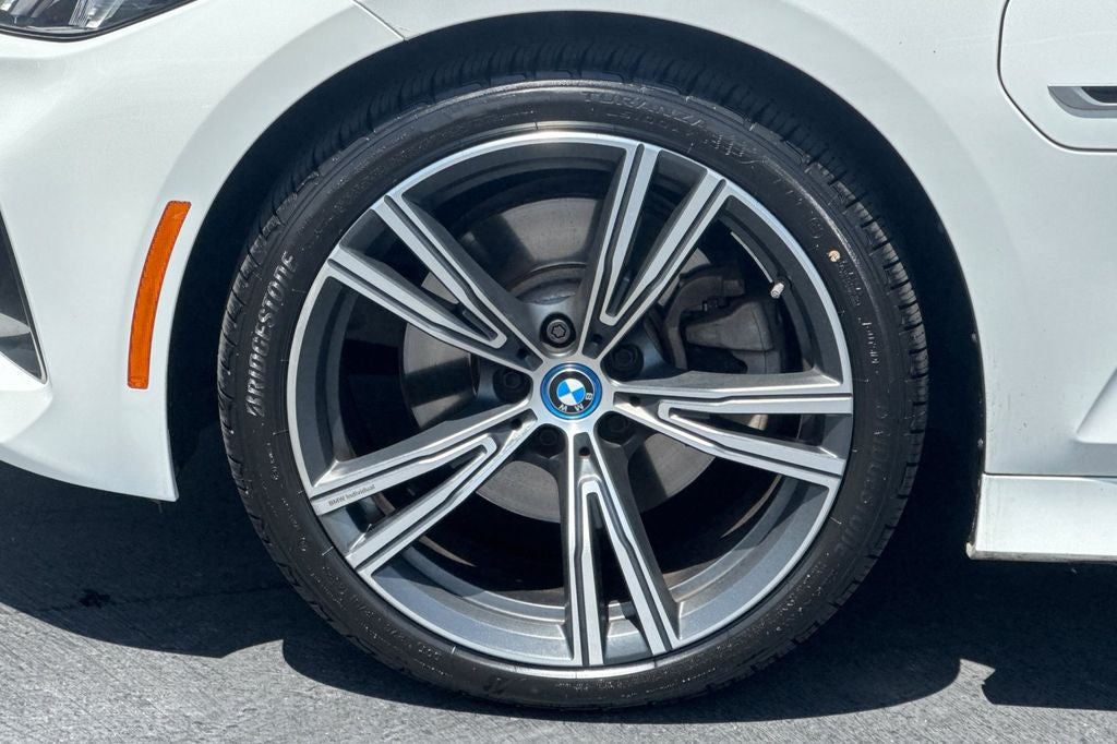 2023 BMW 3 Series 330e iPerformance