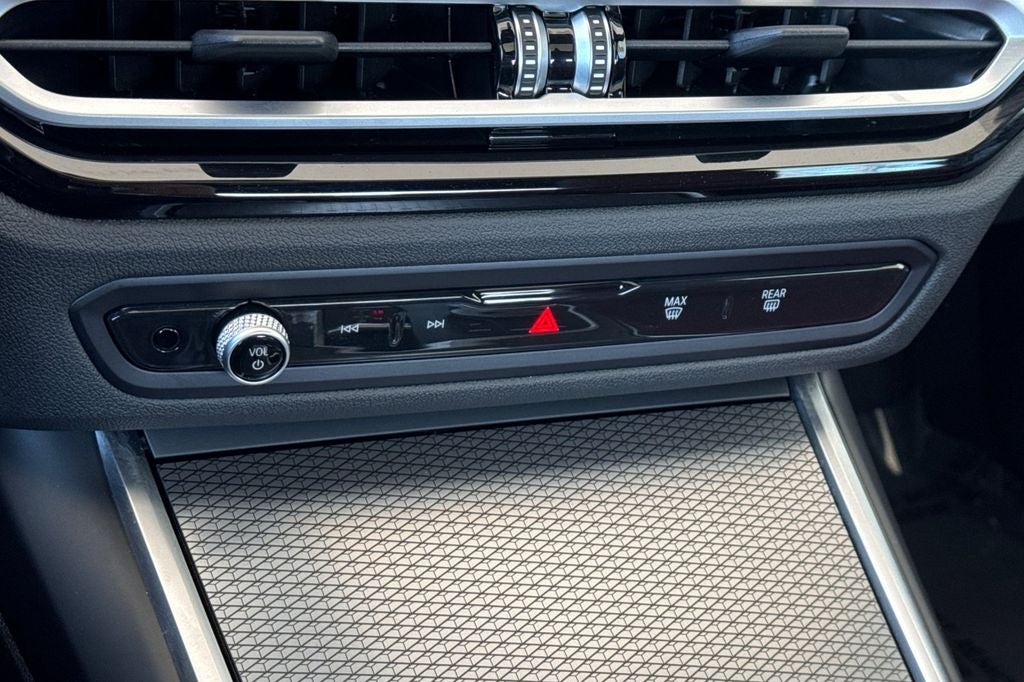 2023 BMW 3 Series 330e iPerformance
