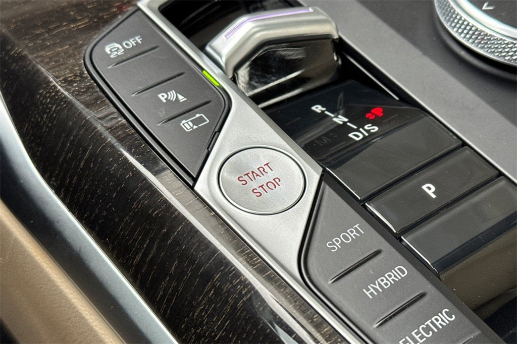 2023 BMW 3 Series 330e xDrive