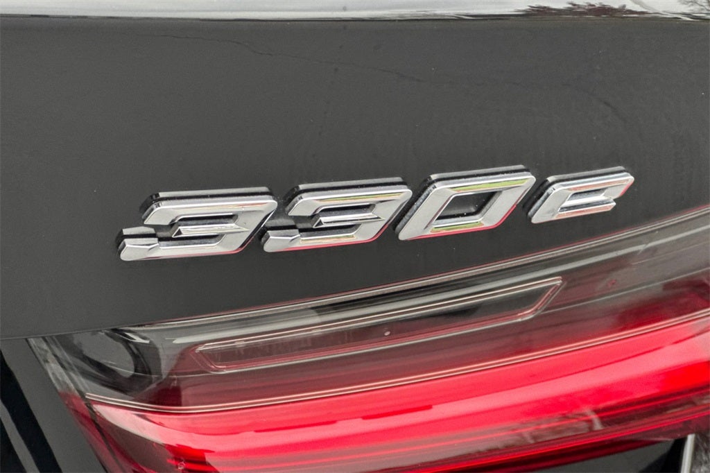 2023 BMW 3 Series 330e xDrive