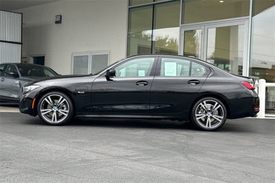 2023 BMW 3 Series 330e xDrive