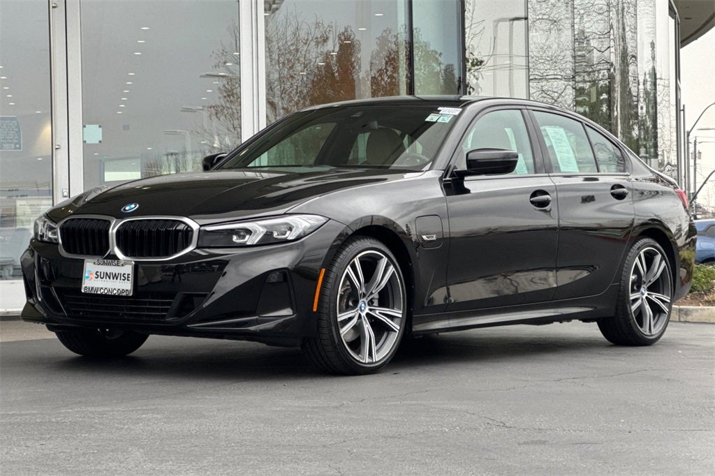 2023 BMW 3 Series 330e xDrive