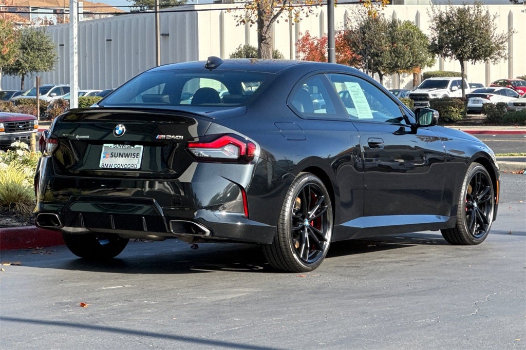 2022 BMW 2 Series M240i