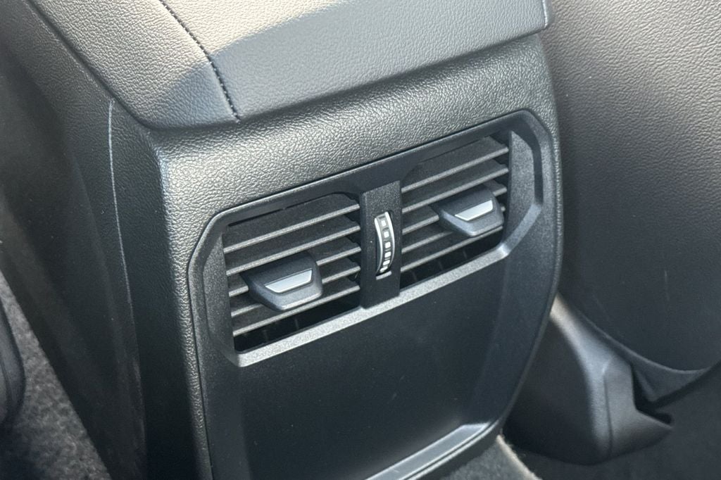 2025 BMW 2 Series M240i