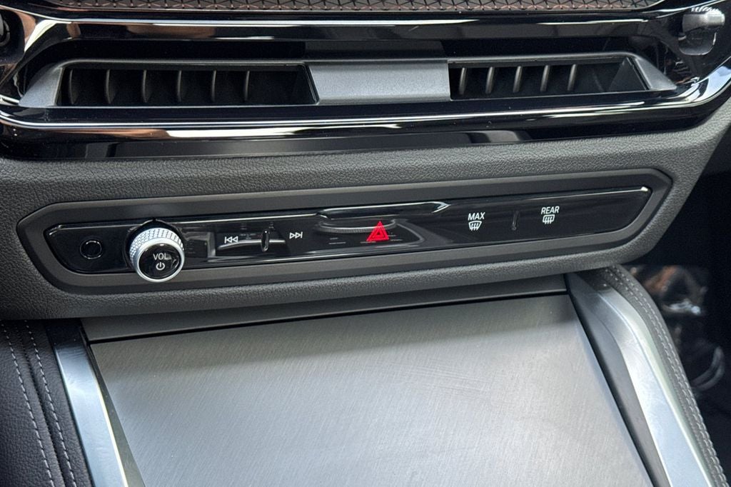 2025 BMW 2 Series M240i