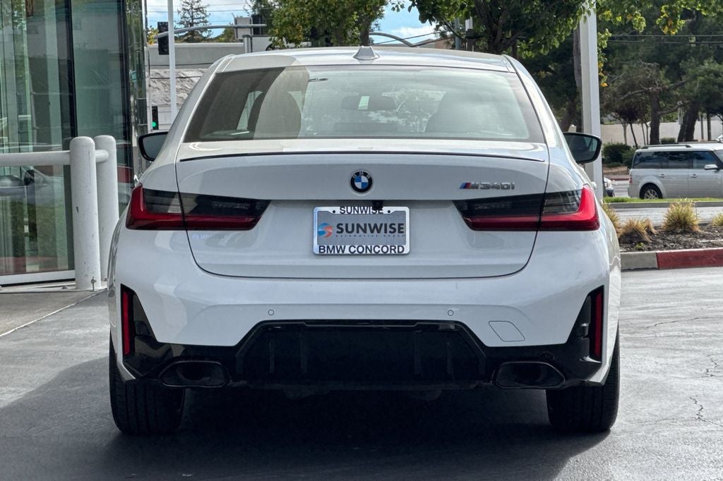 2025 BMW 3 Series M340i