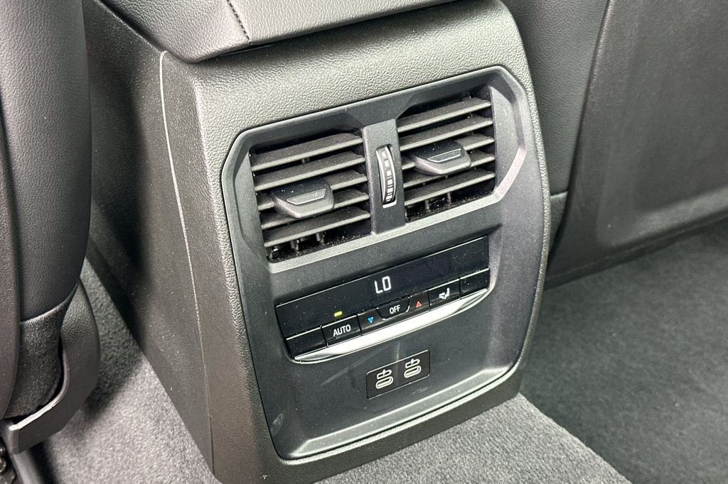 2025 BMW 3 Series M340i