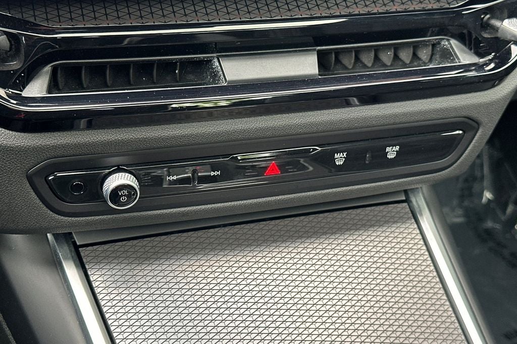 2025 BMW 3 Series M340i