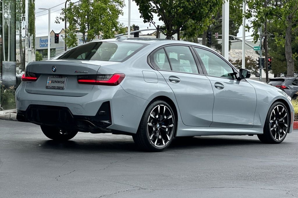 2025 BMW 3 Series M340i