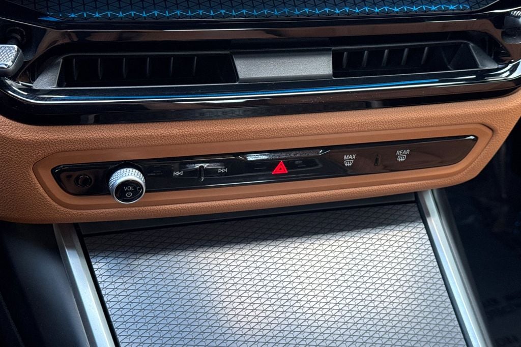 2025 BMW 3 Series M340i