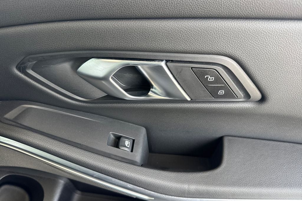 2025 BMW 3 Series M340i