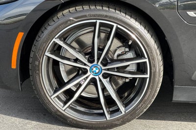 2022 BMW 3 Series 330e iPerformance