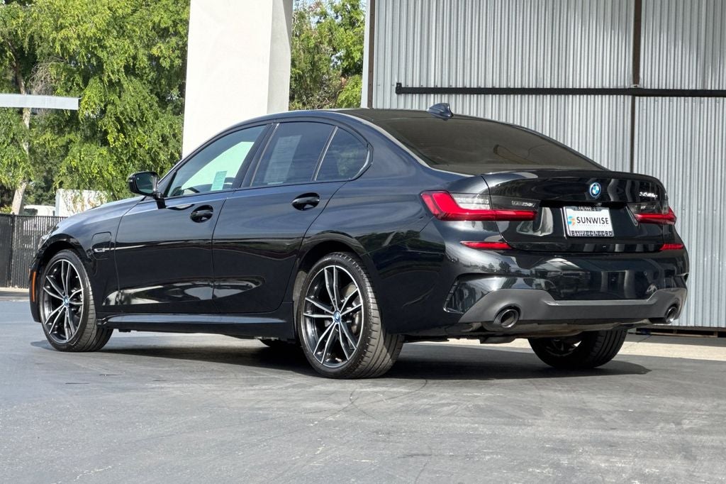 2022 BMW 3 Series 330e iPerformance