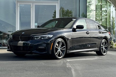 2022 BMW 3 Series 330e iPerformance