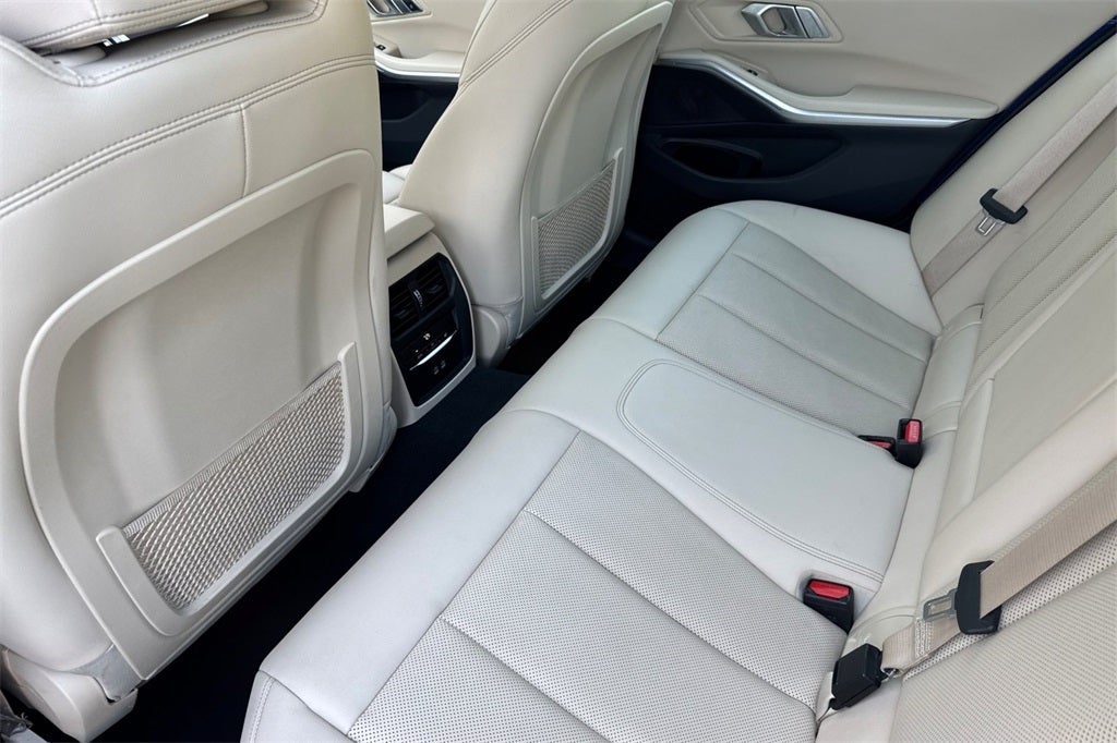 2022 BMW 3 Series 330e iPerformance