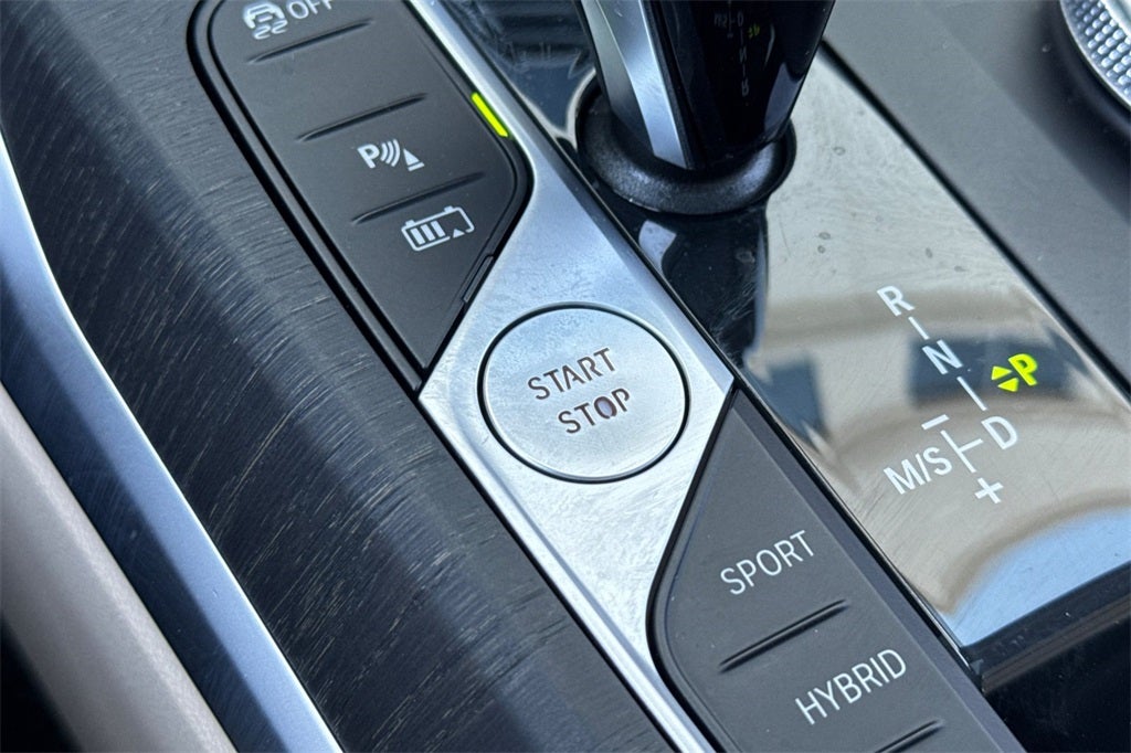 2022 BMW 3 Series 330e iPerformance