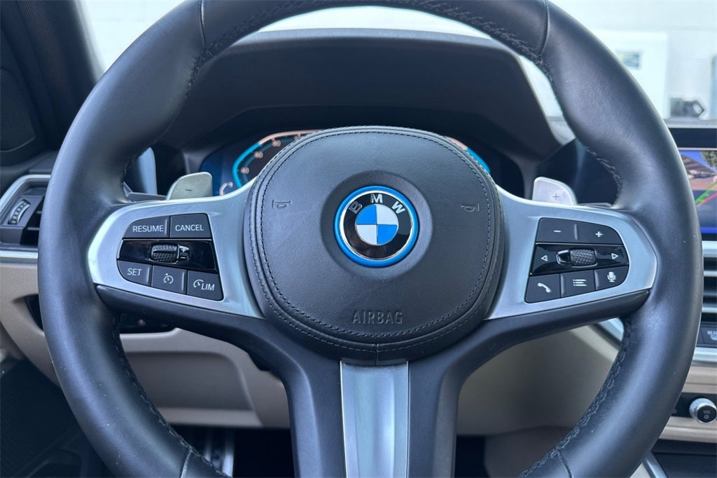 2022 BMW 3 Series 330e iPerformance