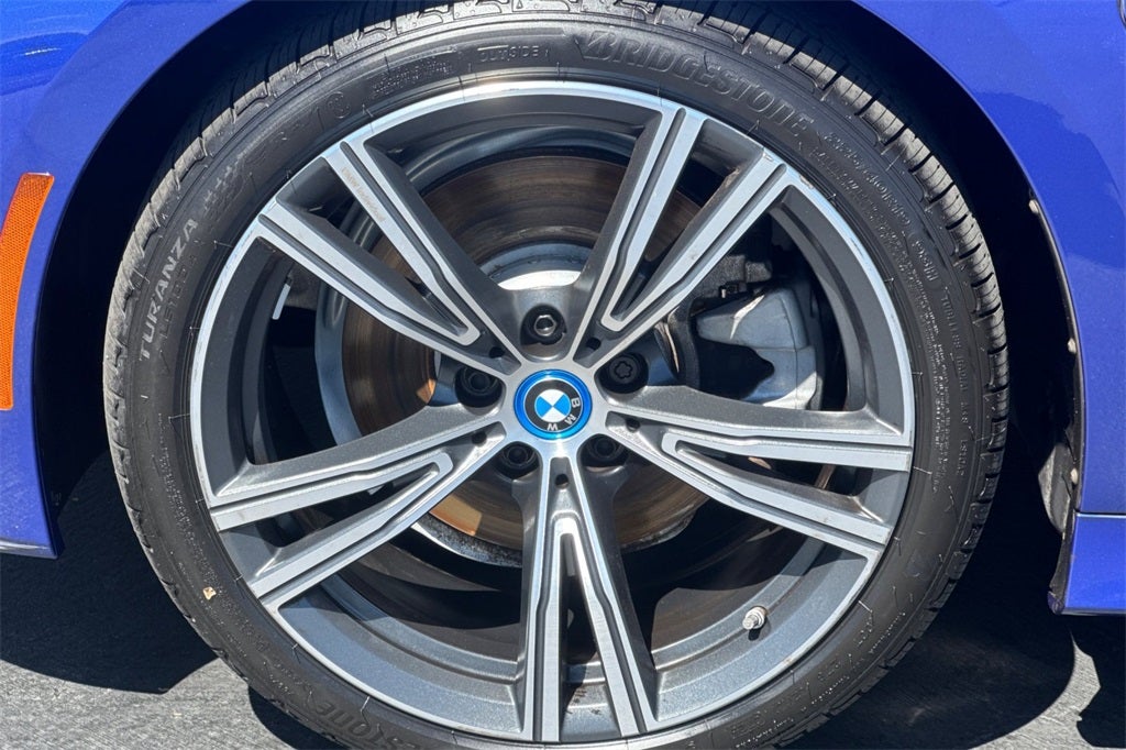 2022 BMW 3 Series 330e iPerformance