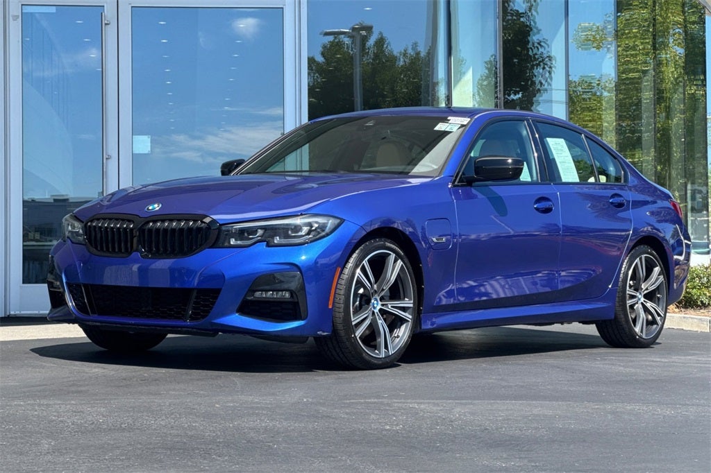 2022 BMW 3 Series 330e iPerformance