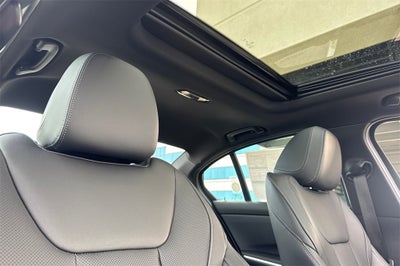 2026 BMW 3 Series 330i