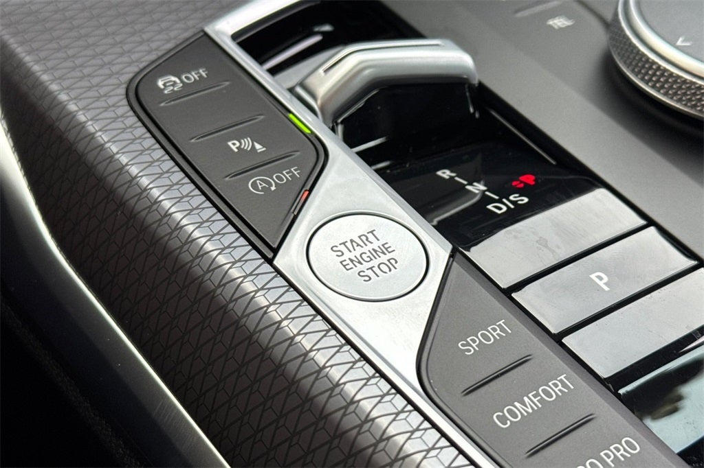 2026 BMW 3 Series 330i