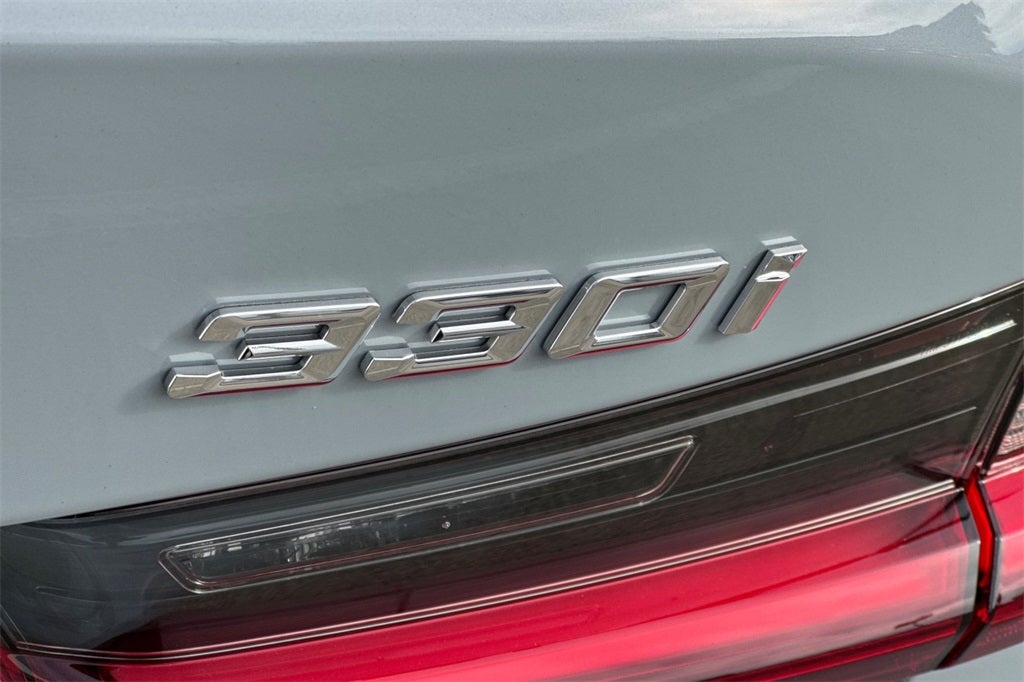 2026 BMW 3 Series 330i