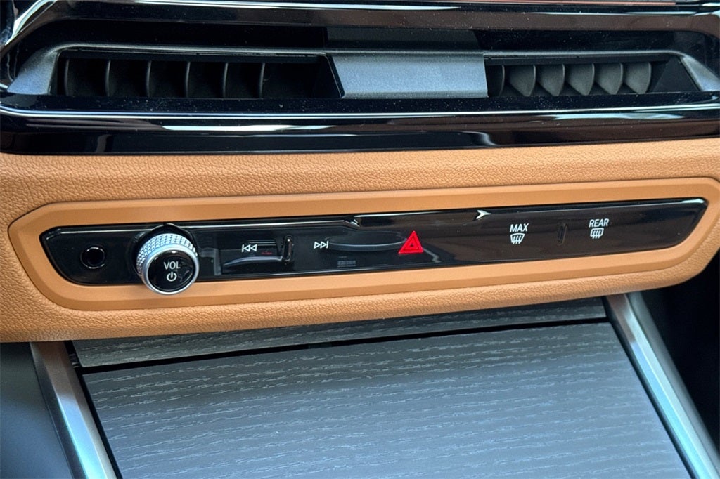 2026 BMW 3 Series 330i