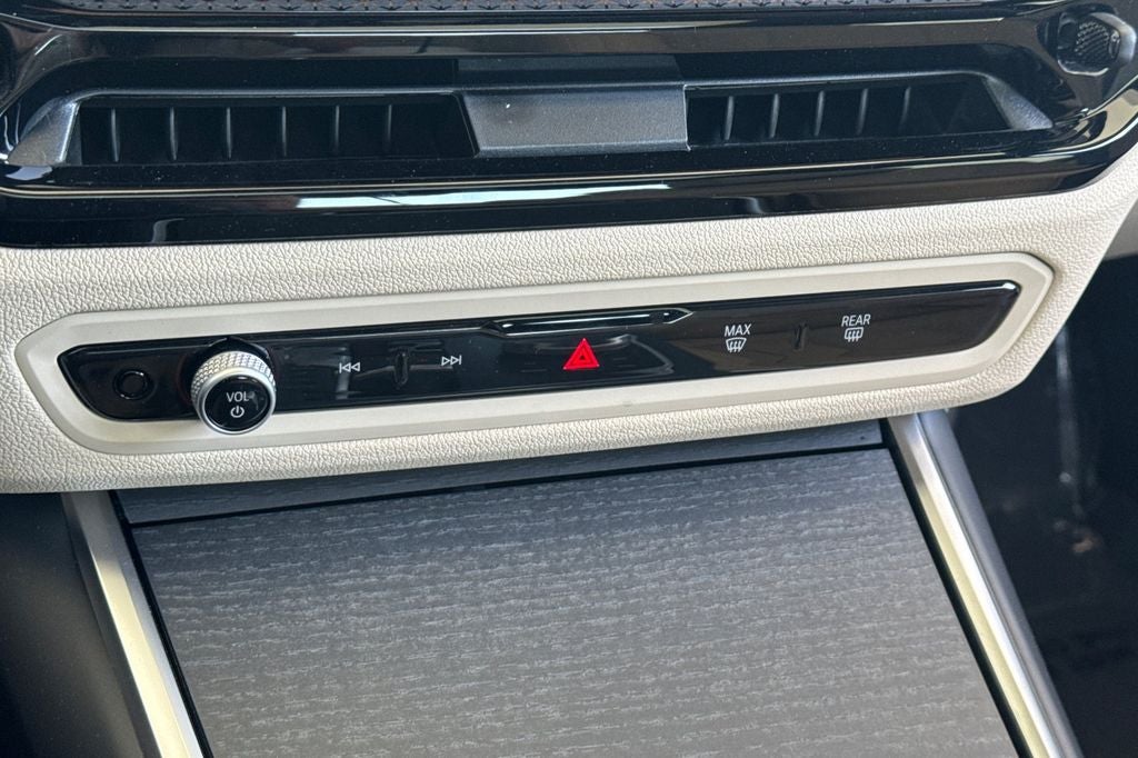 2026 BMW 3 Series 330i