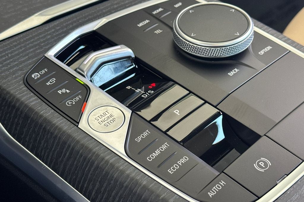 2026 BMW 3 Series 330i