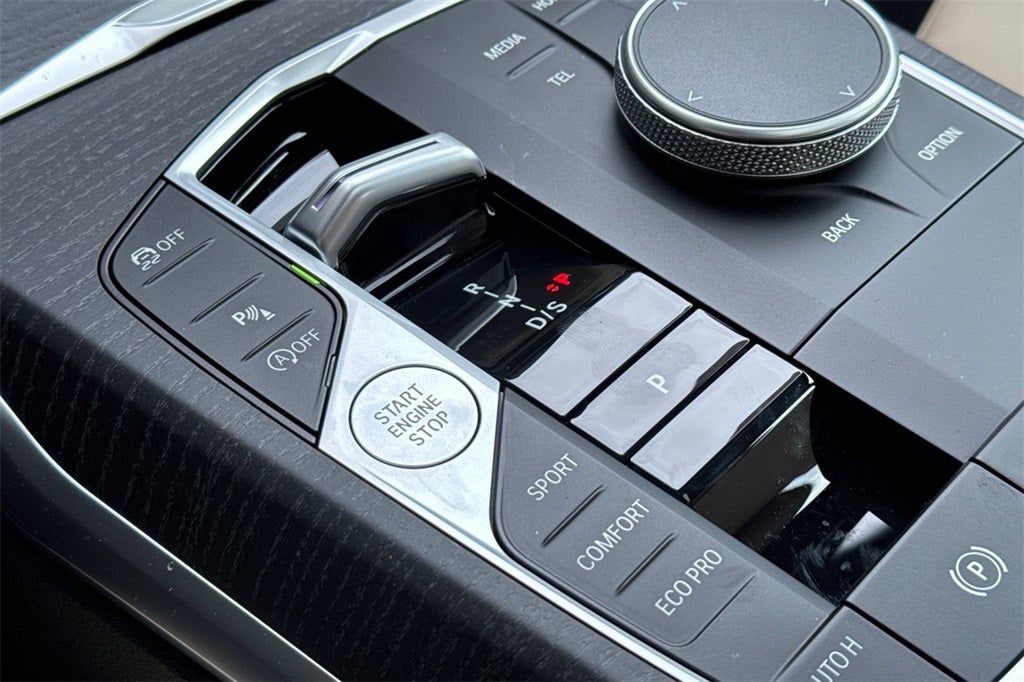 2026 BMW 3 Series 330i