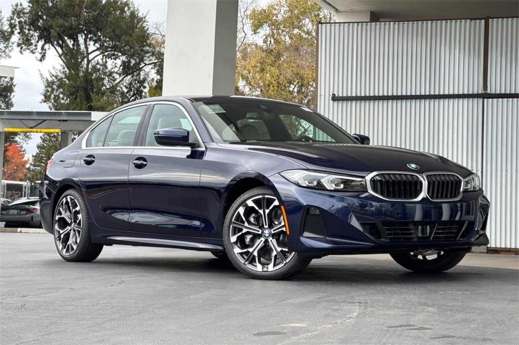 2026 BMW 3 Series 330i