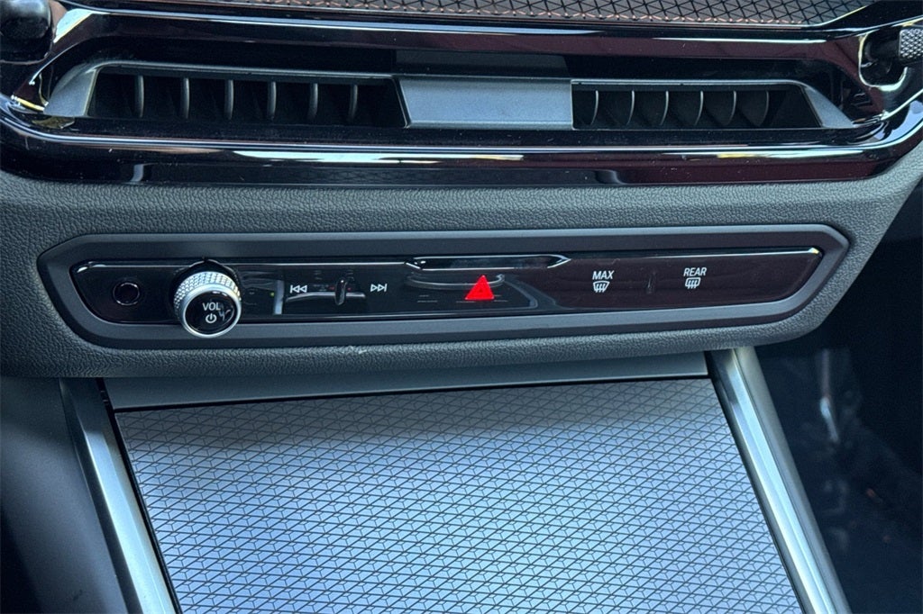 2026 BMW 3 Series 330i