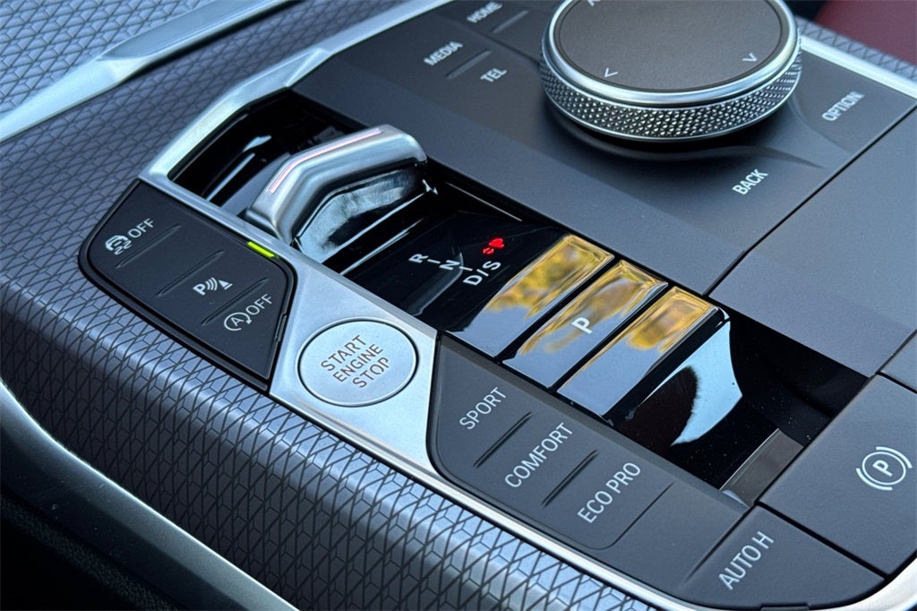 2026 BMW 3 Series 330i