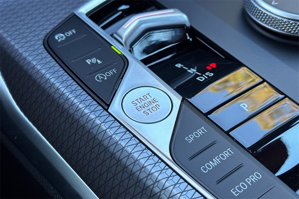 2026 BMW 3 Series 330i