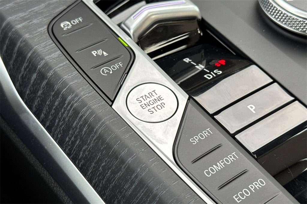 2026 BMW 3 Series 330i