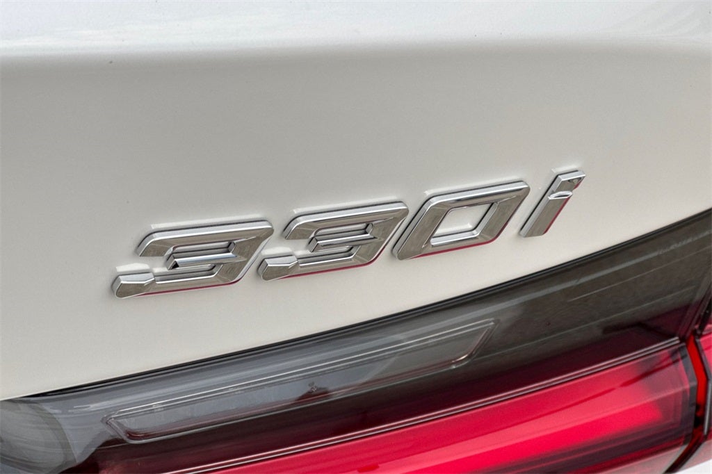 2026 BMW 3 Series 330i